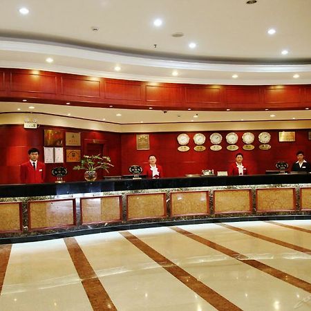 Adange Resort Hotel Лицзян Экстерьер фото