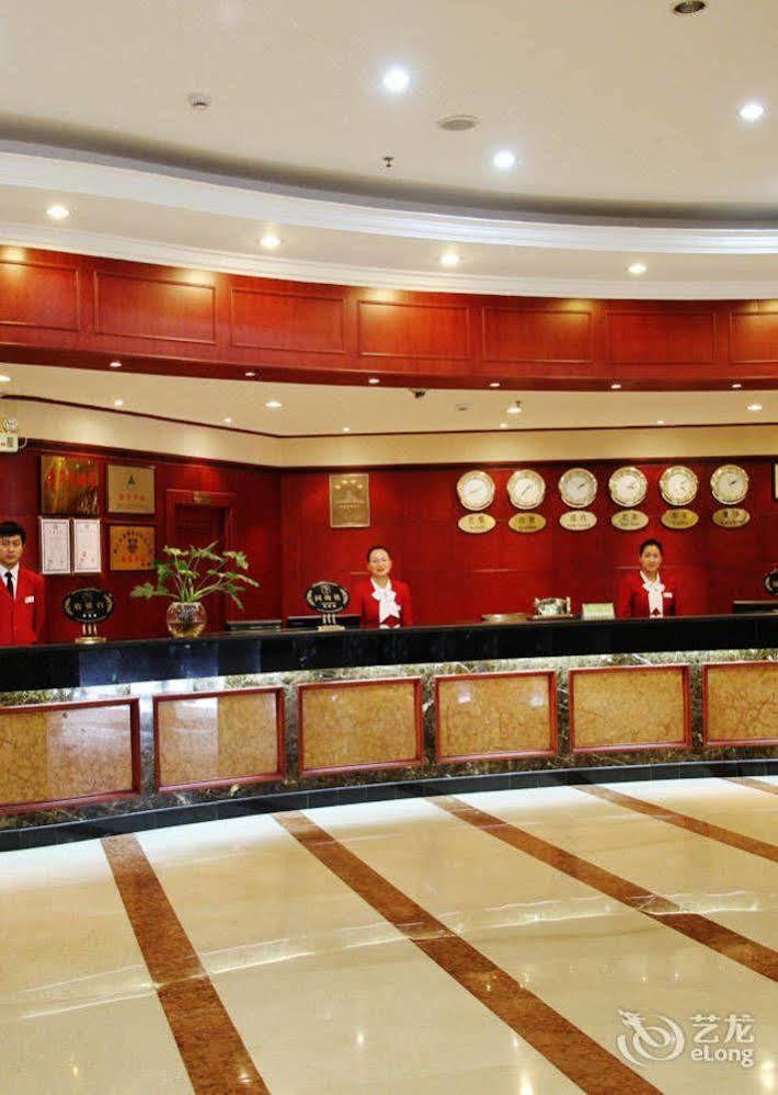 Adange Resort Hotel Лицзян Экстерьер фото