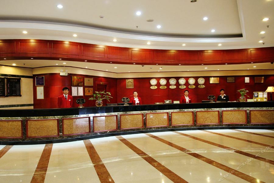 Adange Resort Hotel Лицзян Экстерьер фото